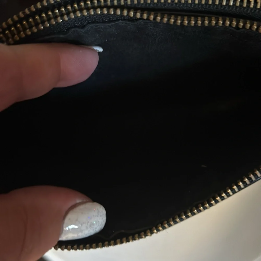 Coach Corner zip Wristlet - Picture 6 of 7